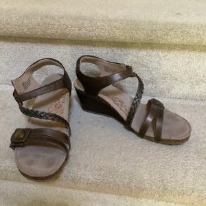 Aetrex Sandals, Taupe, Size 42